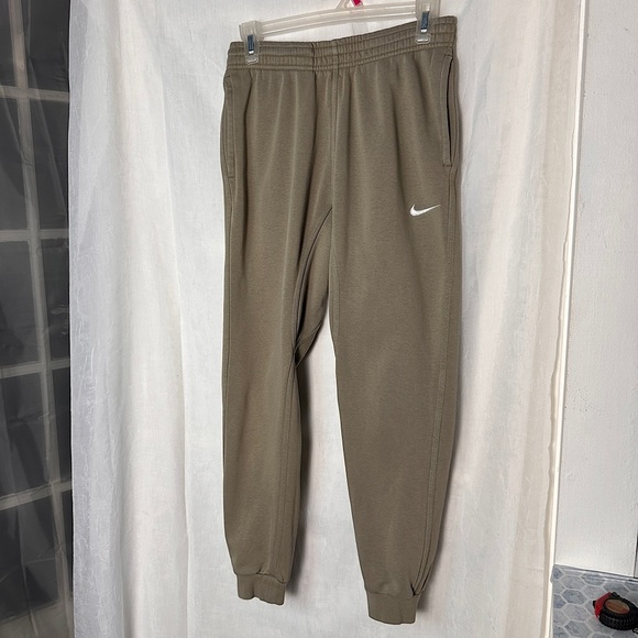 3/$20 💥 Vintage Nike 90’s Tan Athletic Cotton Sweatpants - Picture 2 of 15